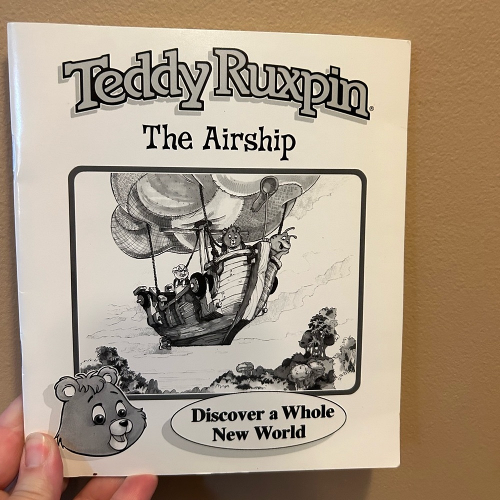 Teddy Ruxpin book the airship vintage